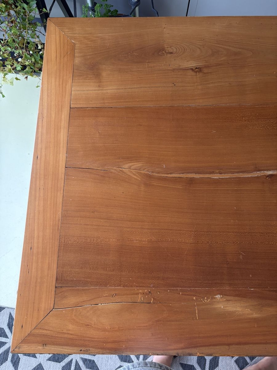 Tables: Antiker Holztisch mit Messingecken – D'occasion à Belp par Fam_Beutler 8
