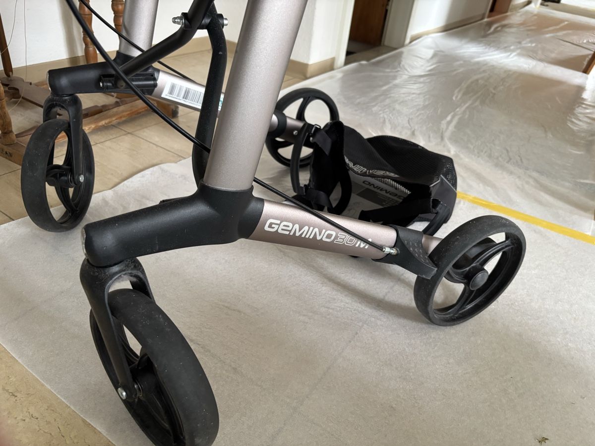Gehhilfen: Geminio 30 M Rollator, neuwertig – Gebraucht aus Günsberg von Roylichtenstein 6
