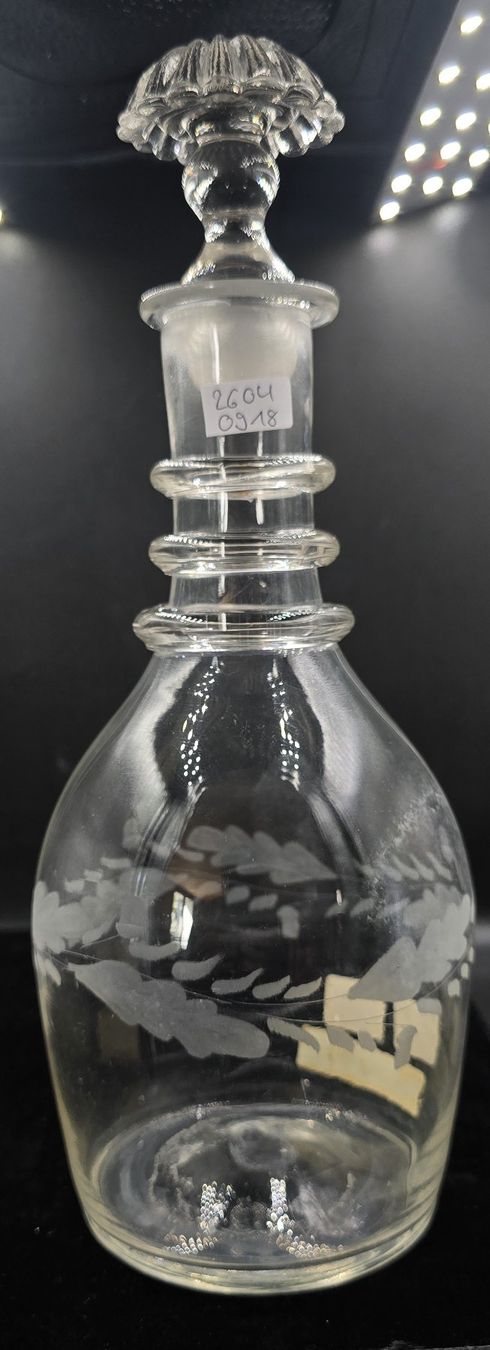 Karaffen: Biedermeier Karaffe mit Stöpsel Glas geritzt – Gebraucht aus Rorschacherberg von snOOpydOg11 4