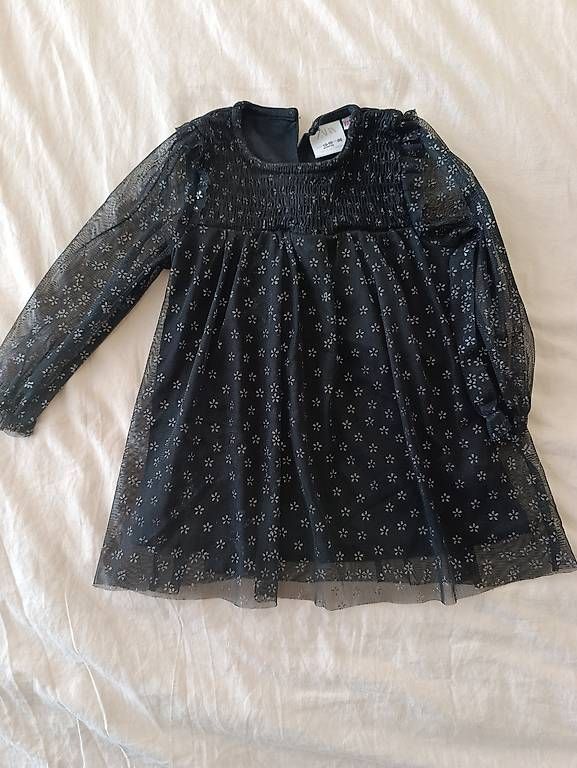 Zara Robes et jupes: Mädchen Kleid – D'occasion à Ittigen par mih_vj86