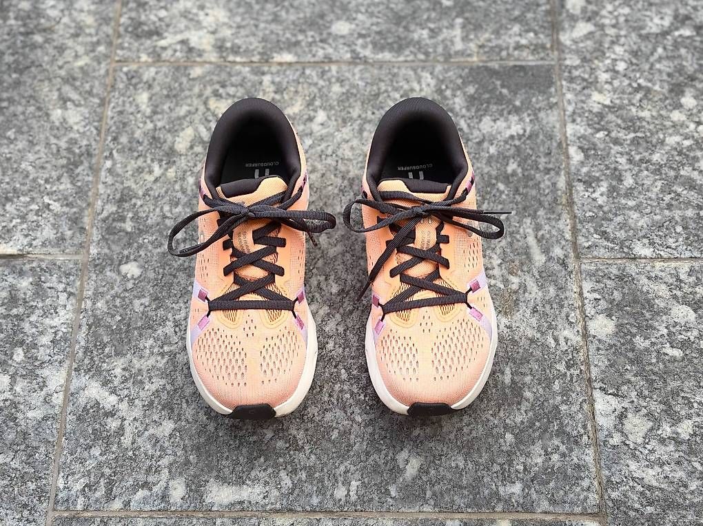 On Damenschuhe: On Cloudsurfer 2 da donna - Numero 37.5 – Gebraucht aus Oggio von chi_7gpd 1
