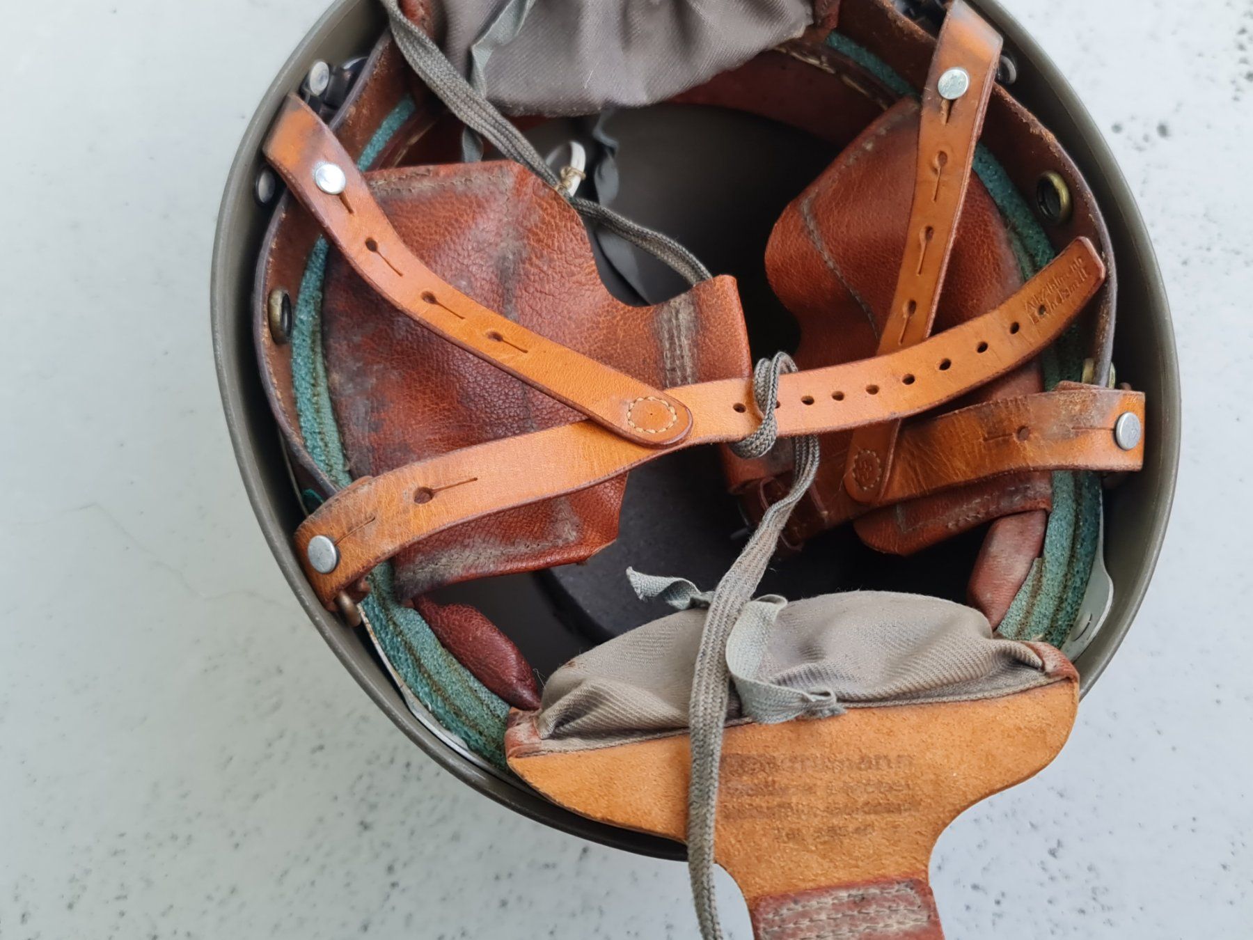 Uniformen & Effekten: Condor Helm – Gebraucht aus Sins von tomeks 7