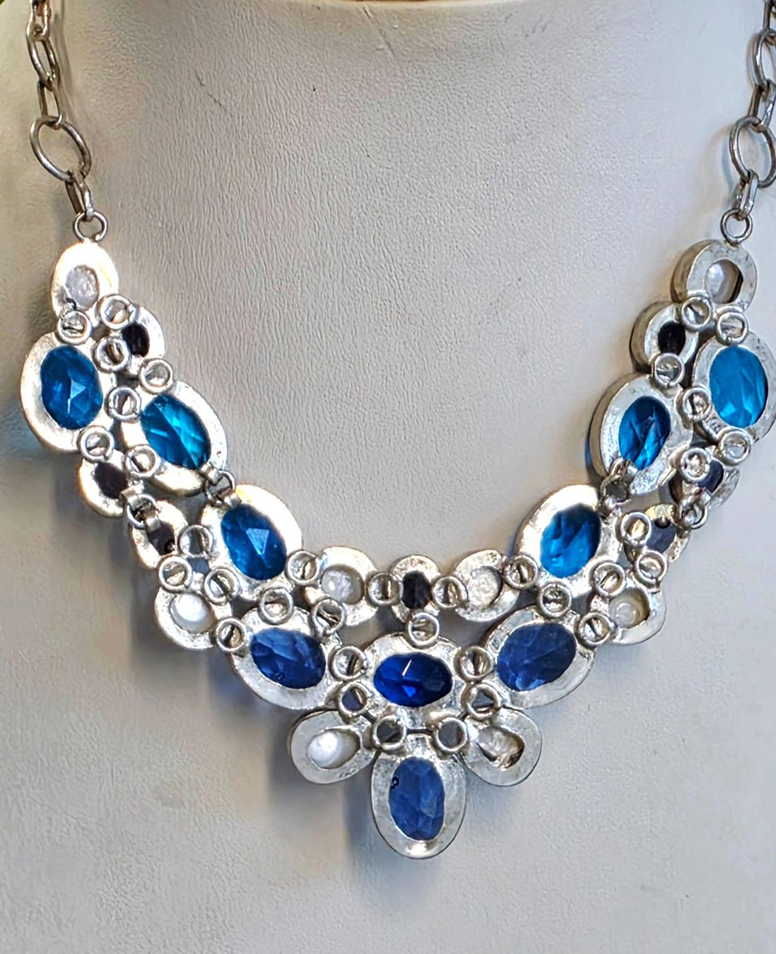Catenine: Collier mit blauen Steinen und Perlen, Silber – Nuovo (secondo la descrizione) da Zürich venduto da Bieter04 3