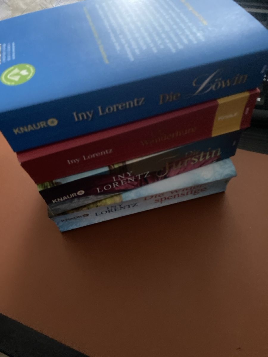 Libri: 4 Iny Lorentz Romane, Top Zustand – Usato da Erlinsbach SO venduto da Silverstorm 2