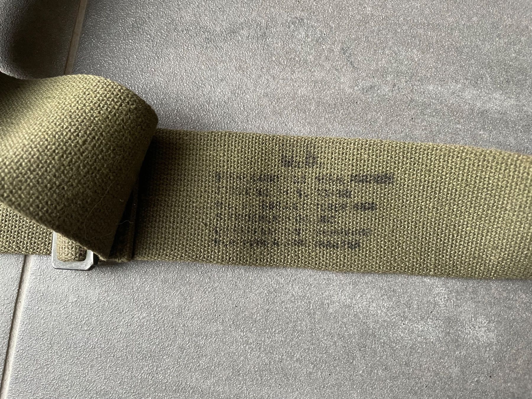 US Army Uniformi: Original Vietnam War us Army General Purpose Strap – Usato da Oberbütschel venduto da Woodie2005 1