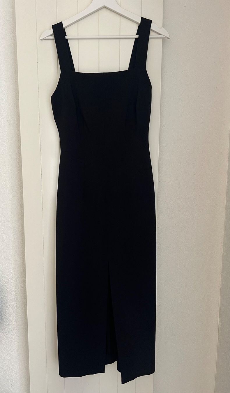 Zara Vestiti: Zara midi dress – Usato da Adliswil venduto da nat_7q7l