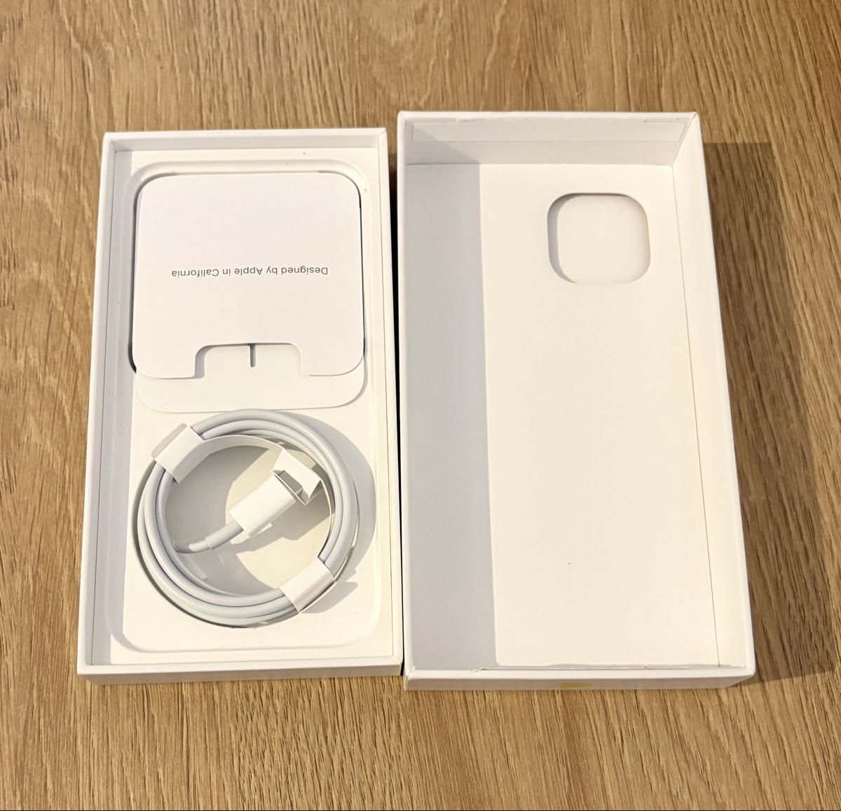 Apple Cavi: iPhone 14 Schachtel mit Ladekabel – Nuovo (secondo la descrizione) da Wetzikon ZH venduto da deb_8wcc 1