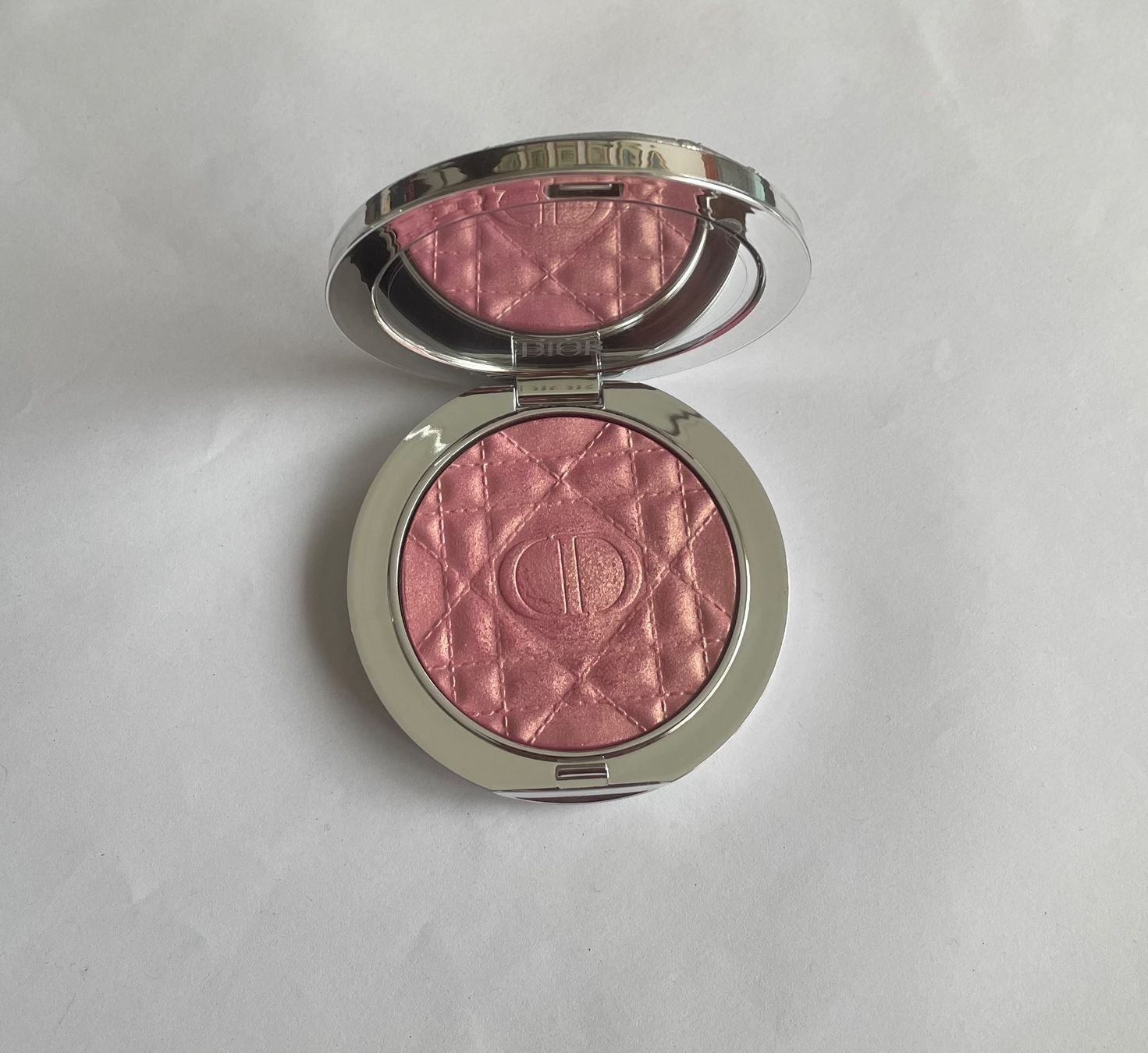 Dior Make-up: DIOR Highlighter Puder NP. 76.90 – Nuovo (secondo la descrizione) da Rüfenacht BE venduto da Milena_1 9
