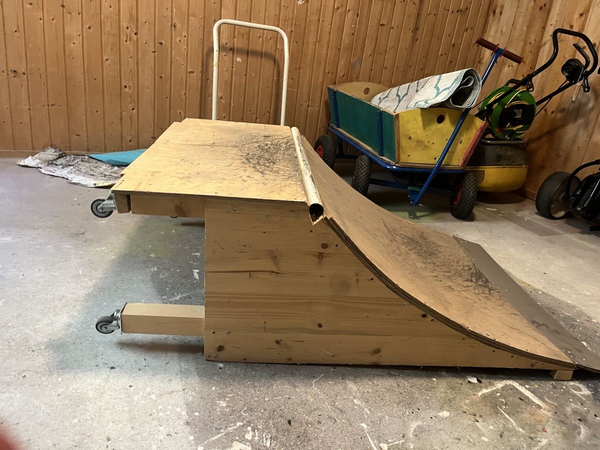 Sonstige Zubehör: Selbstgebaute, mobile Mini-Ramp – Gebraucht aus Kriens von Pilatus500 1