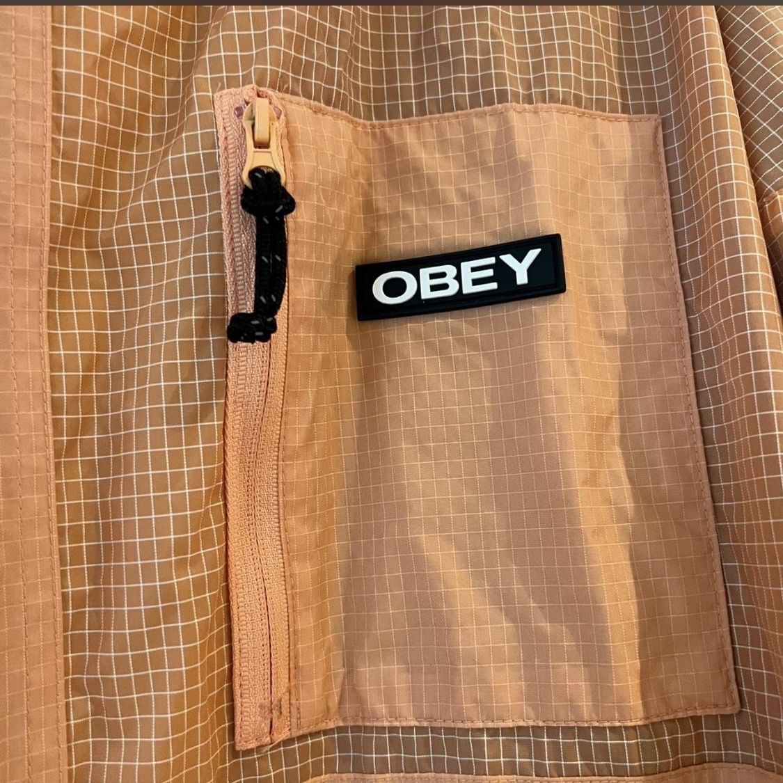 Obey Giacche: Obey Windbreaker Size M – Nuovo (secondo la descrizione) da Zürich venduto da jul_92ld 2