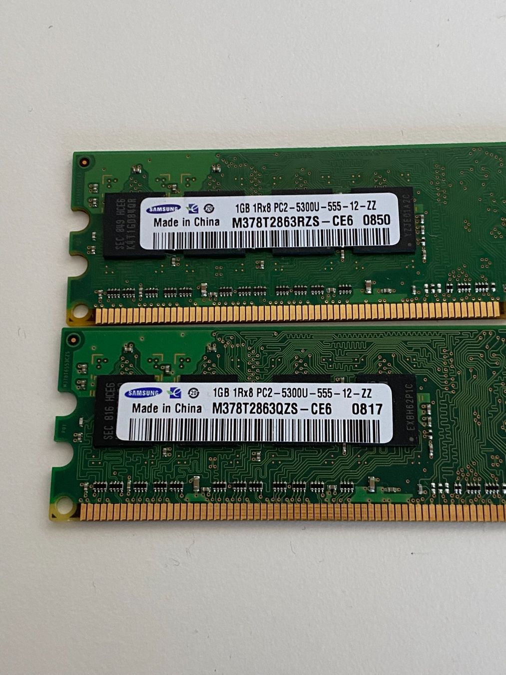 Memoria / RAM: 2x 1GB 1Rx8 PC2 5300U – Usato da Ballens venduto da CyprienJ 1