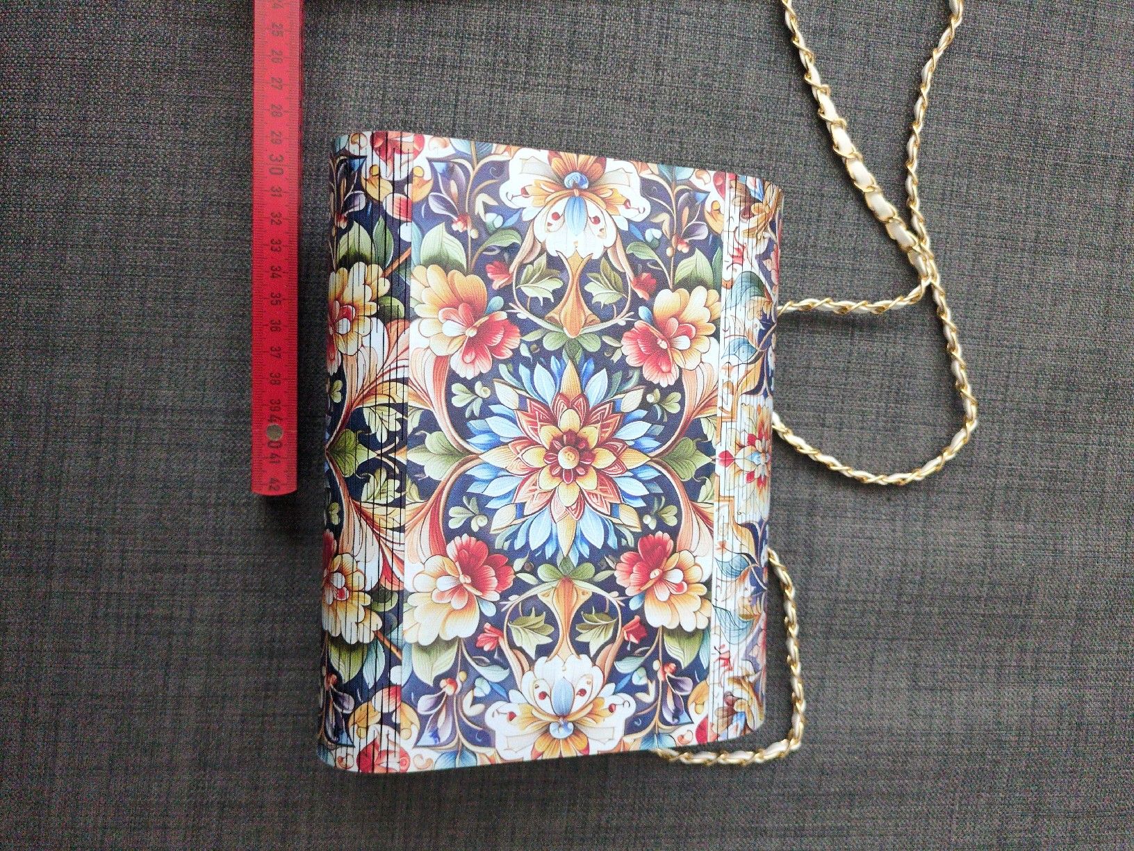Taschen für Damen: Schultertasche Blumen – Neu (gemäss Beschreibung) aus Steinach von End 2