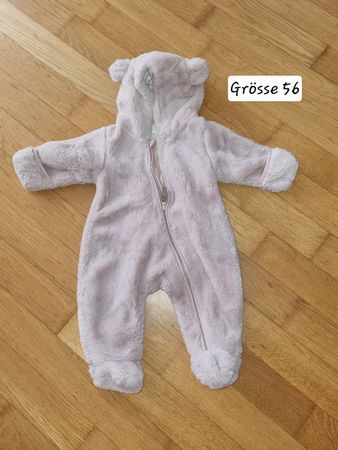 Baby Strampler mit Kapuze Grösse 56 Rosé Bärenoptik