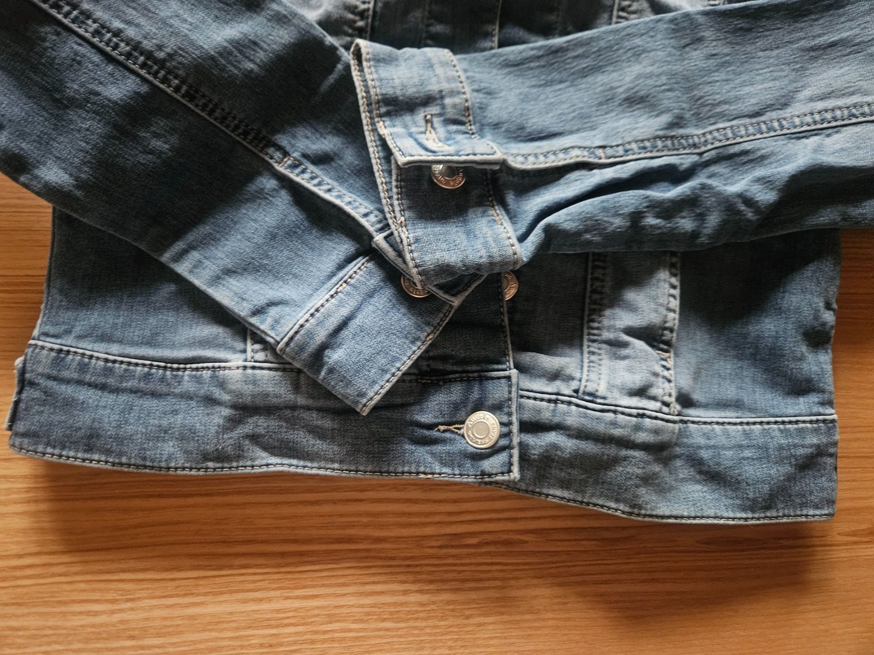 Jacken: Jeansjacken Gr.S/M – Gebraucht aus Oberhelfenschwil von tup12 3