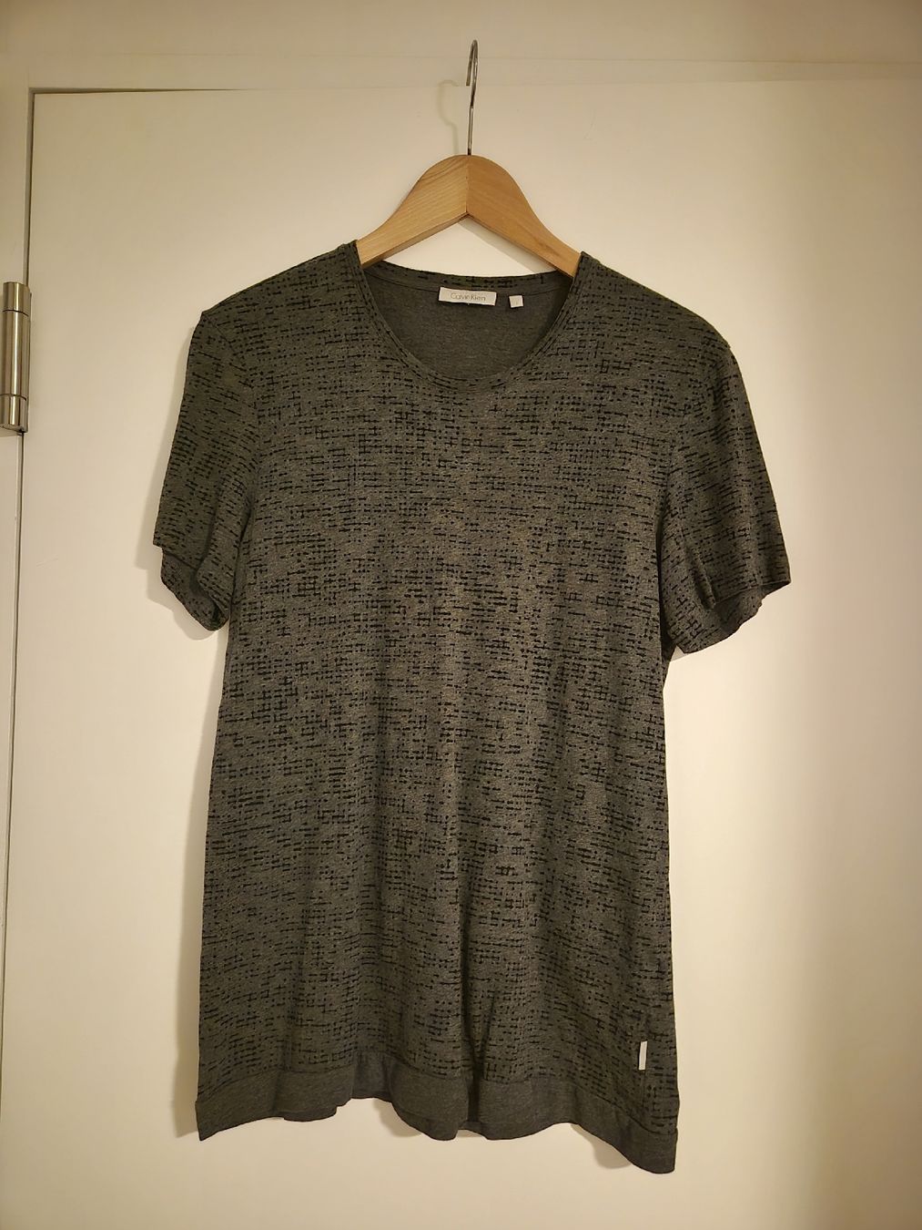 Calvin Klein T-shirt: Calvin Klein Shirt - S - grau - neuwertig – Usato da Stilli venduto da fiona_pfister