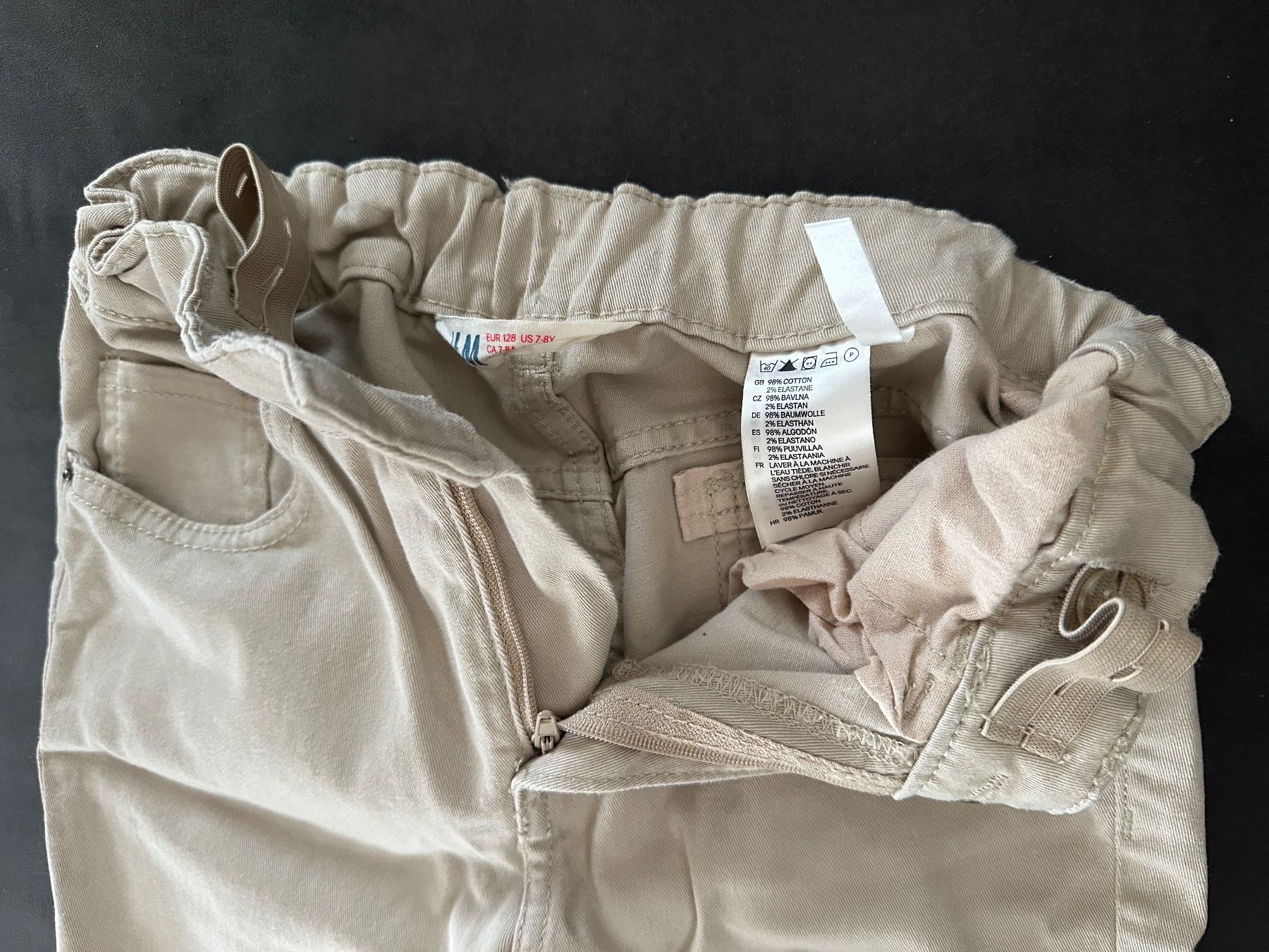 H&M Lotti & Set di vestiti: Kleiderpaket Gr. 128 Pullover und Hose neuwertig! – Usato da Häggenschwil venduto da laesskerc 6