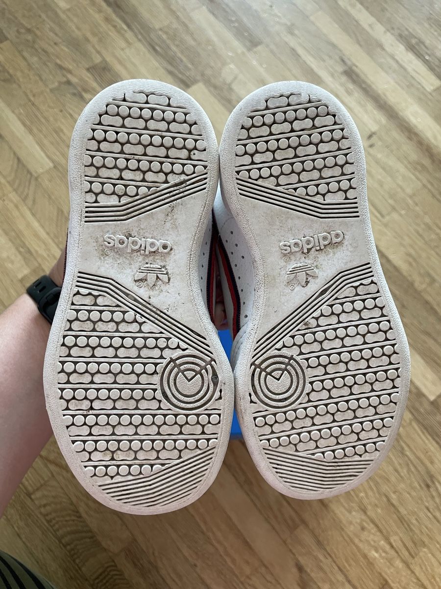 Adidas Schuhe für Jungen: Kinder Sneaker Adidas Continental Gr. 25.5 gebraucht – Gebraucht aus luzern von plueschmors. 4