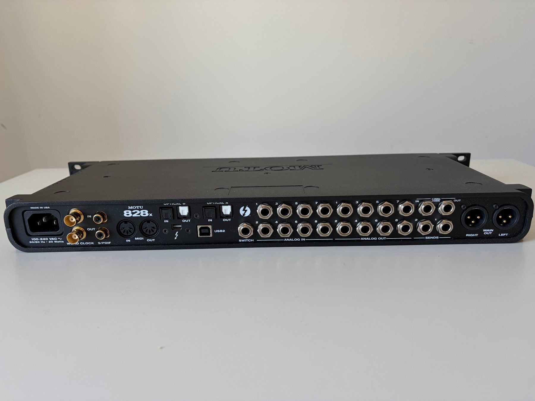 Attrezzatura per studi di registrazione: MOTU 828x - Studio Audio Interface (USB & Thunderbolt) – Usato da Stäfa venduto da Stefbe 3
