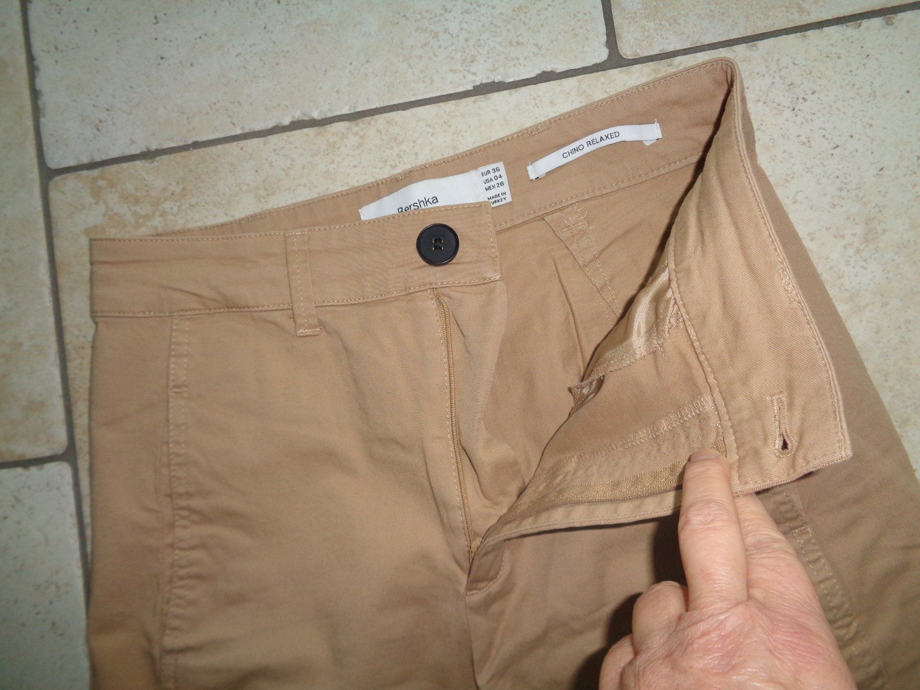 Bershka Pantaloni: Hose  Bershka  Grösse 36 – Usato da Kreuzlingen venduto da Robi-2003 2
