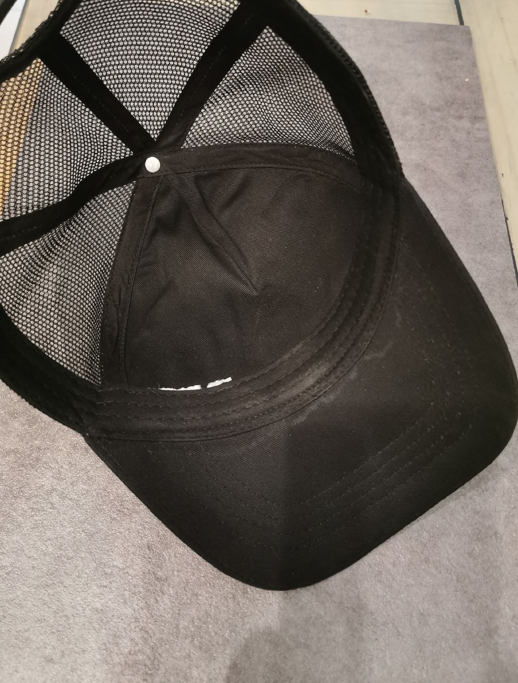 Copricapi, berretti & cappellini: Casquette MIAMI  – Usato da Magnedens venduto da Ga3l 2