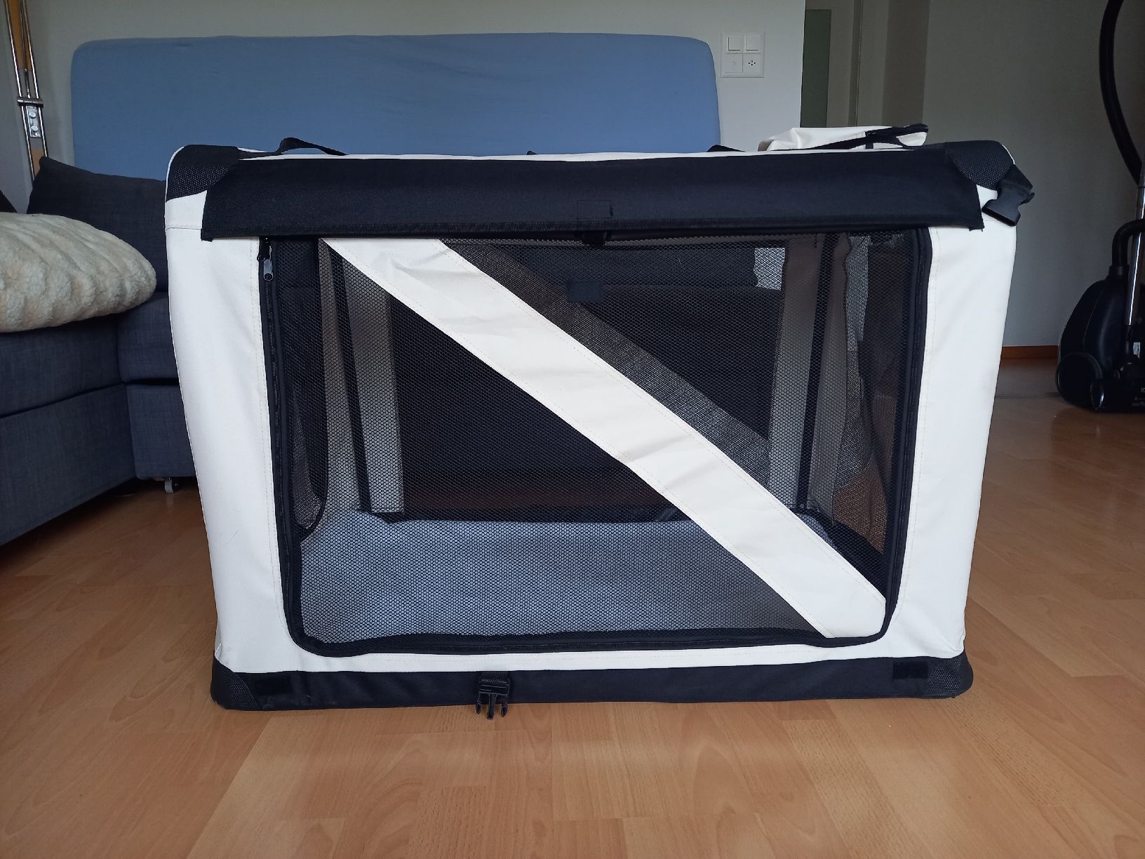 Liege- & Schlafplätze: Faltbare Hundebox – Neu (gemäss Beschreibung) aus Degersheim von isa_vrj5 1