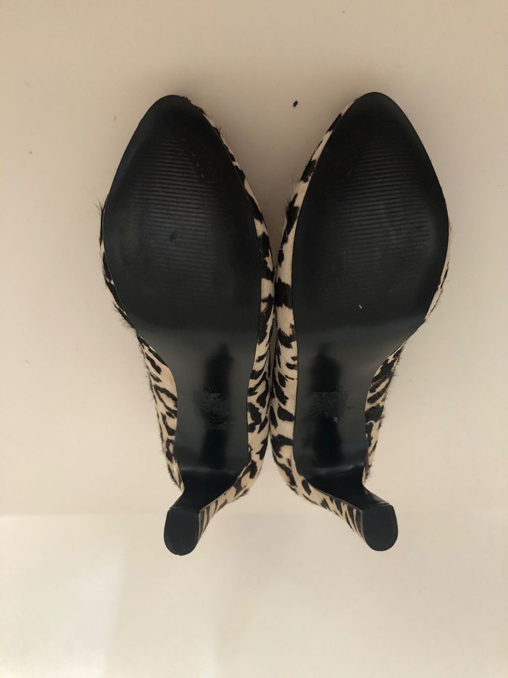 Guess Damenschuhe: Guess Pumps – Gebraucht aus Gümligen von PSK 3