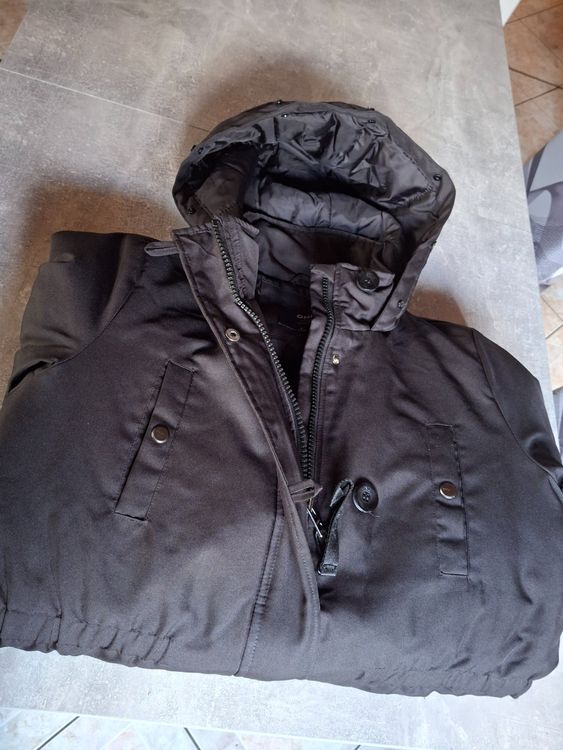 Only Giacche: Veste noire avec capuchon taille L marque Only – Usato da Villiers venduto da san_jn5w 9
