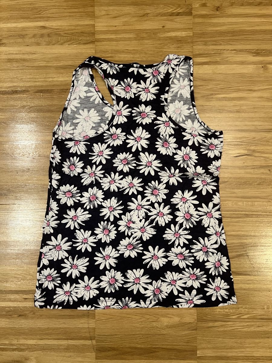 Top: Blue floral top – Nuovo (secondo la descrizione) da Adliswil venduto da Marjin 1