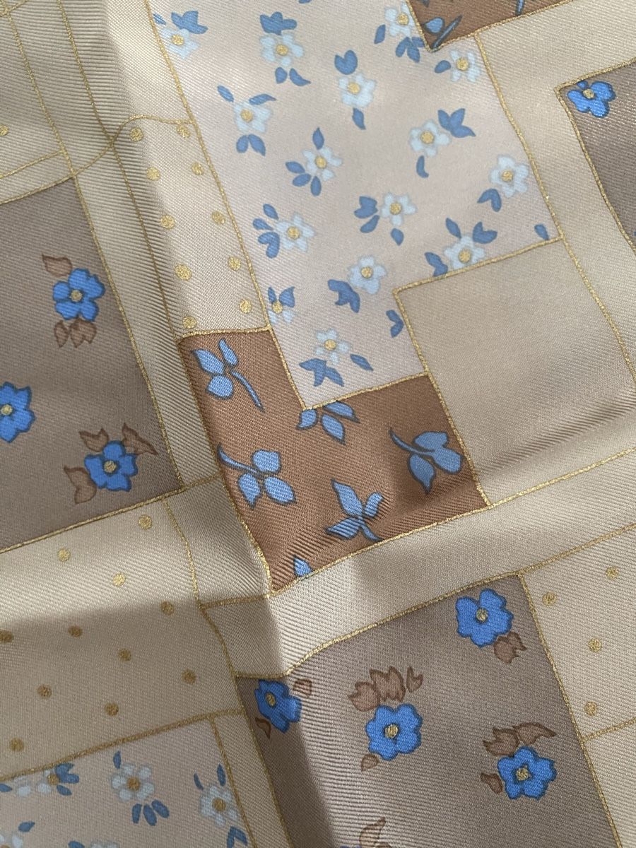 Foulard & Sciarpe: Seiden Schal  🌸 – Usato da Opfikon venduto da Luis144 3
