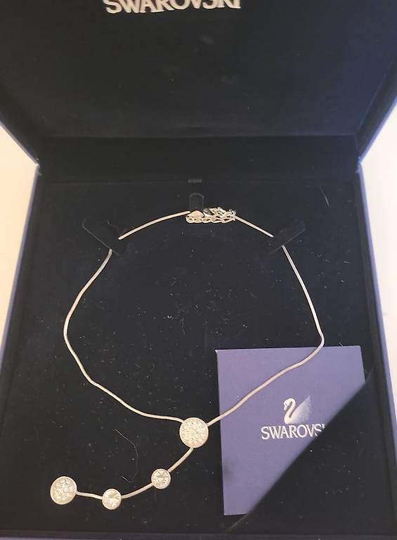 Colliers: Collana Swarovski  – D'occasion à Genestrerio par pam_6csy