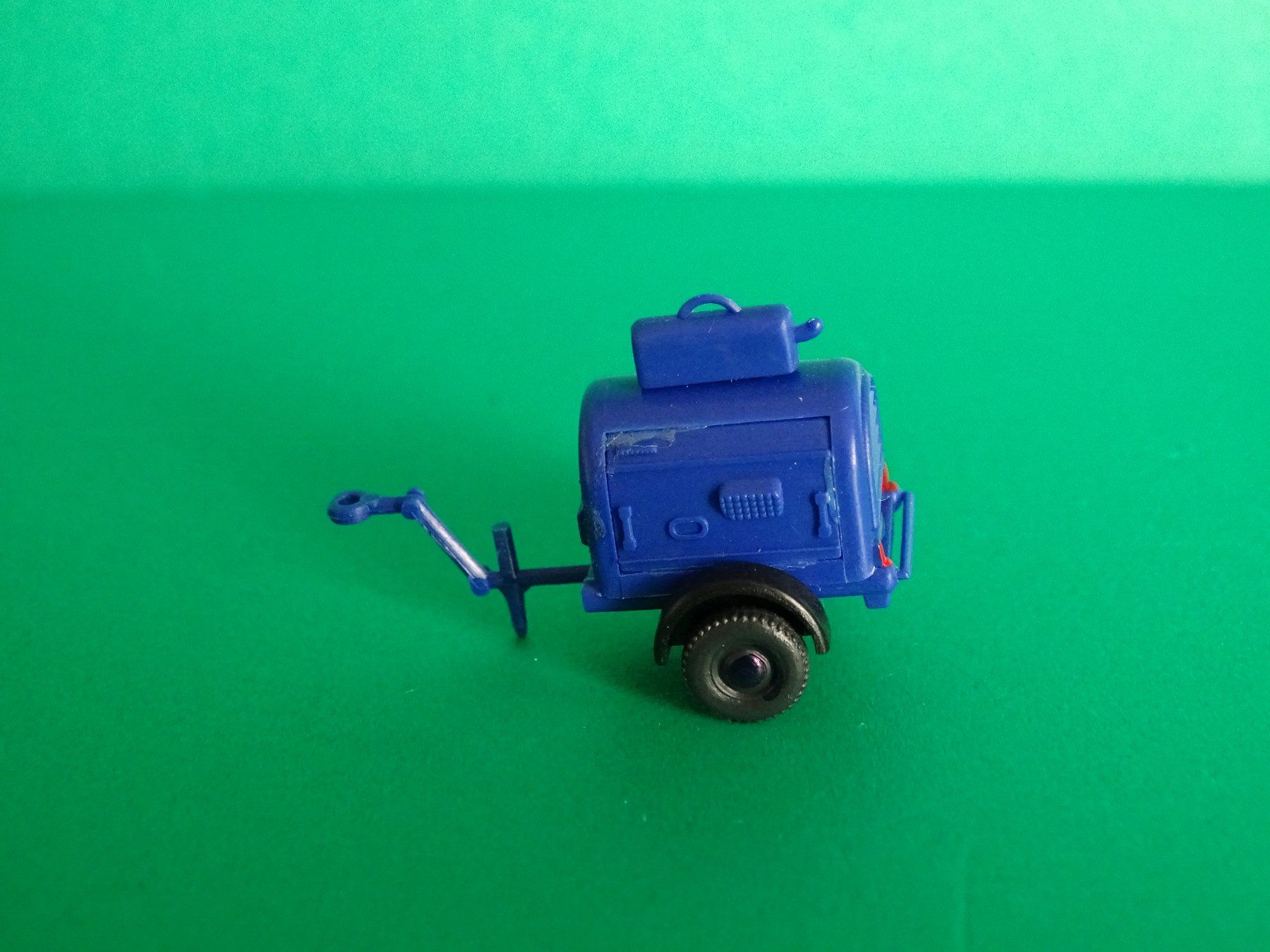 Modellini d'auto: THW Einsatz-Anhänger von Roco 1/87 – Usato da Bretzwil venduto da Meex 2