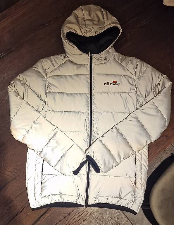 Giacche: Neue reflektierende Jacke Ellesse – Usato da Walkringen venduto da peg_8vs2 1