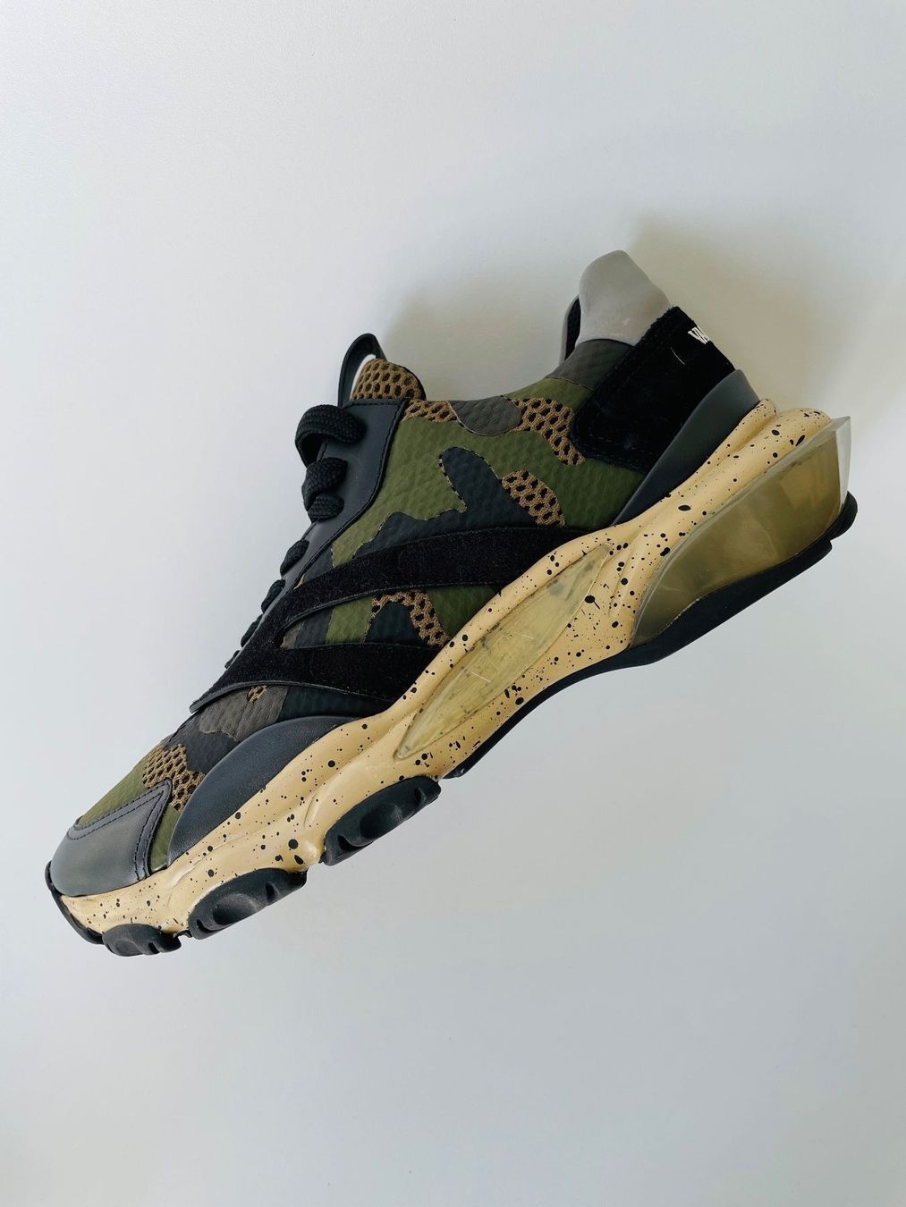 Valentino Scarpe da uomo: Valentino 'Bounce' Sneakers - Gr.42 – Nuovo (secondo la descrizione) da Basel venduto da MarkenundKleidung