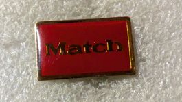 Ansteckpin 166: Match