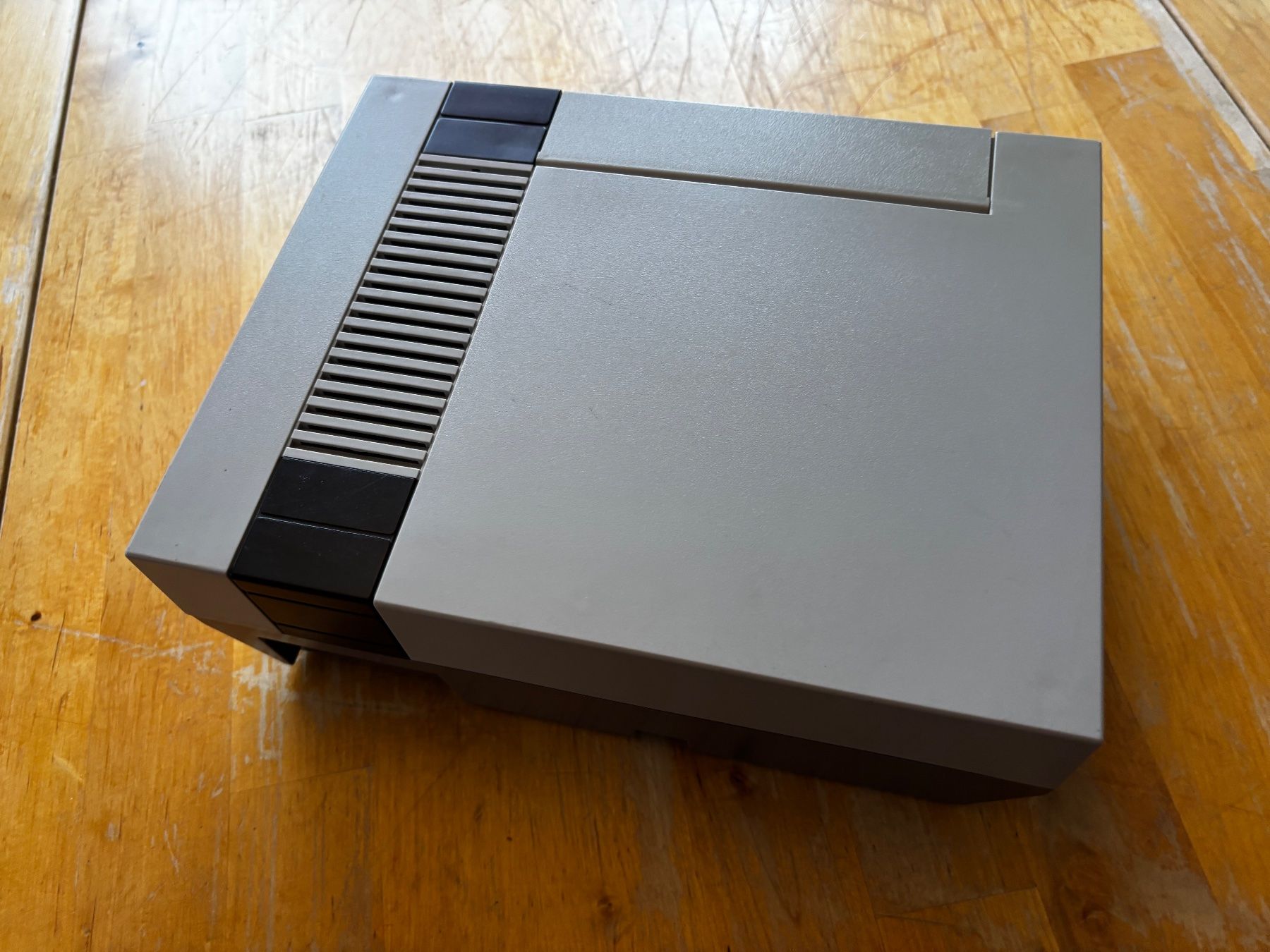 Nintendo Consoles: NES Konsole mit 1 Controller – D'occasion à Frenkendorf par gelbeZinnie 4