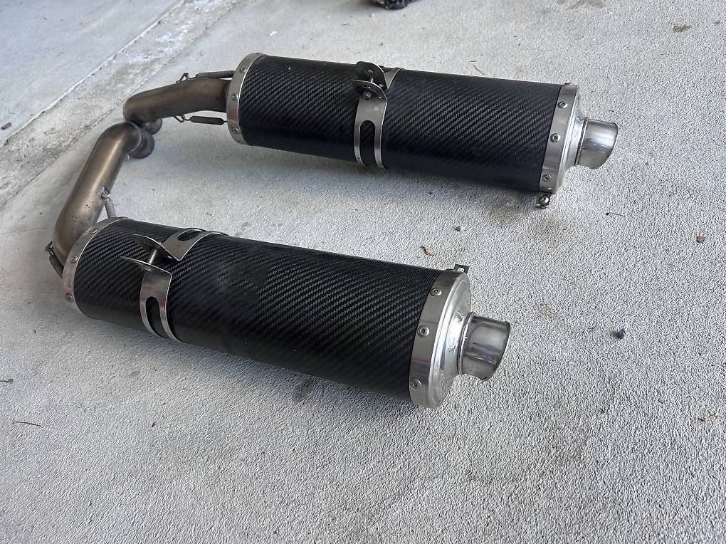Sistemi di scarico: Silencieux pour Ducati 748/916 – Usato da Versoix venduto da Morganbzh