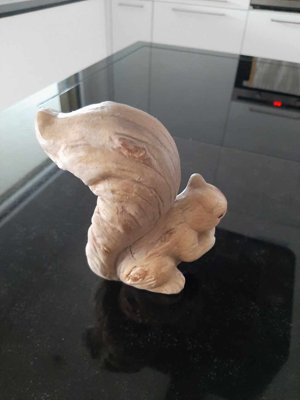 Alle Dekorationen: Eichhörnchen ca. 15,5 cm hoch – Gebraucht aus Menziken von Rien1 2