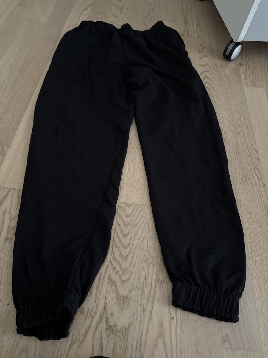 Pull&Bear Pantaloni: Trainerhosen Pull&Bear Grösse L – Nuovo (secondo la descrizione) da Otelfingen venduto da Tommy112 1