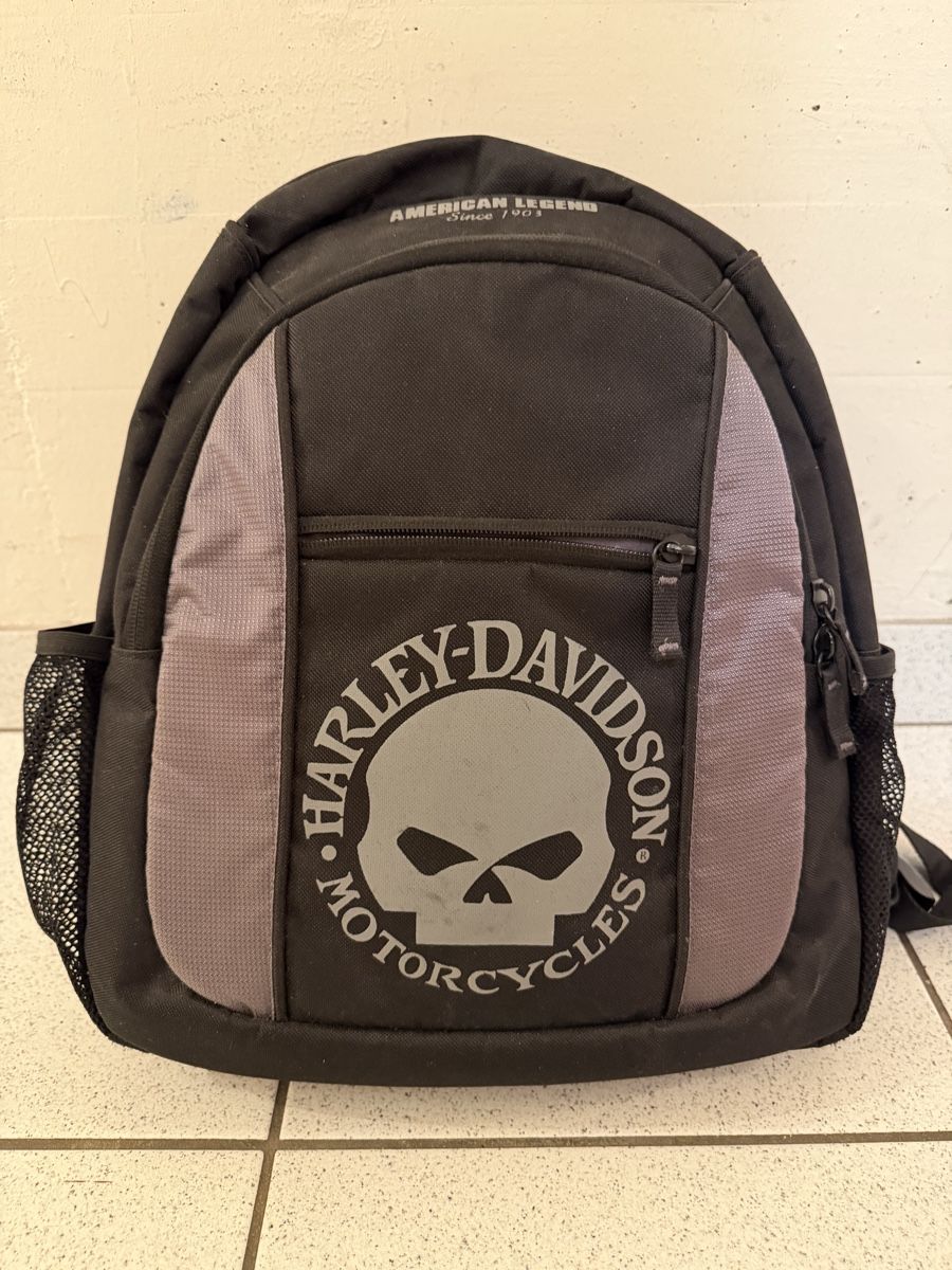 Harley-Davidson Zaini: Sac à dos Harley Davidson – Usato da duillier venduto da mitch46