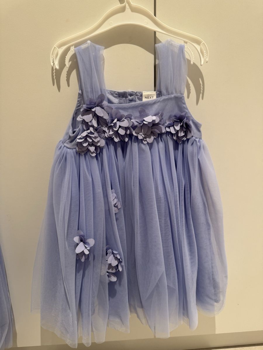 Next Robes et jupes: Next Blumenkleid Mädchen – Neuf (Voir description) à Ettingen par B8183