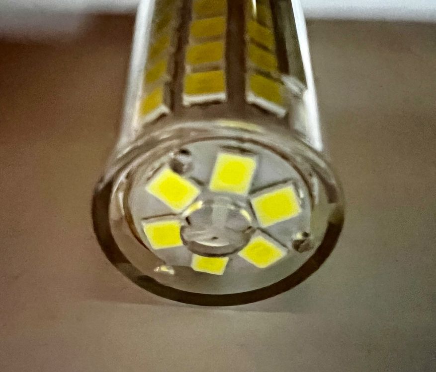 LED-Birne B15d 6W = 75W / 67 mm