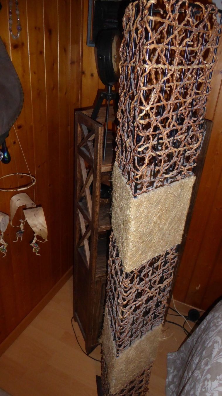 Lampade: Sehr schöne Stehlampe – Usato da Sargans venduto da Benziner 1