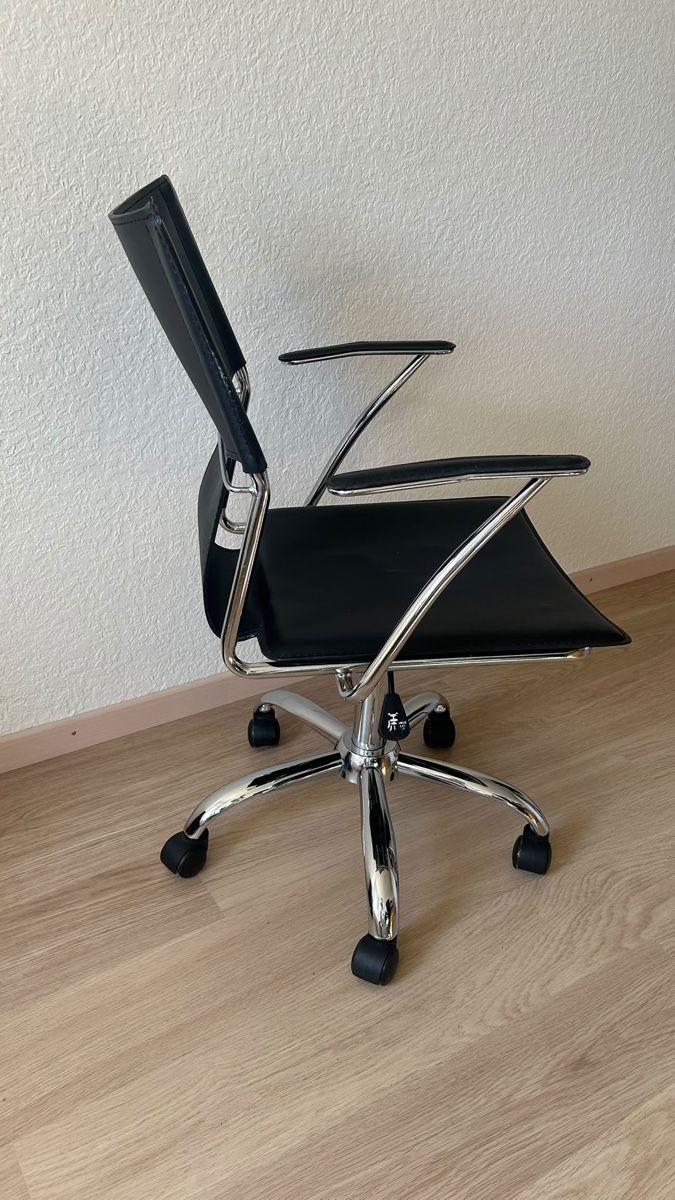 Sedie: Moderner Tomasucci Lynx Black Bürostuhl – Usato da Rüti ZH venduto da bru_8t7l 2