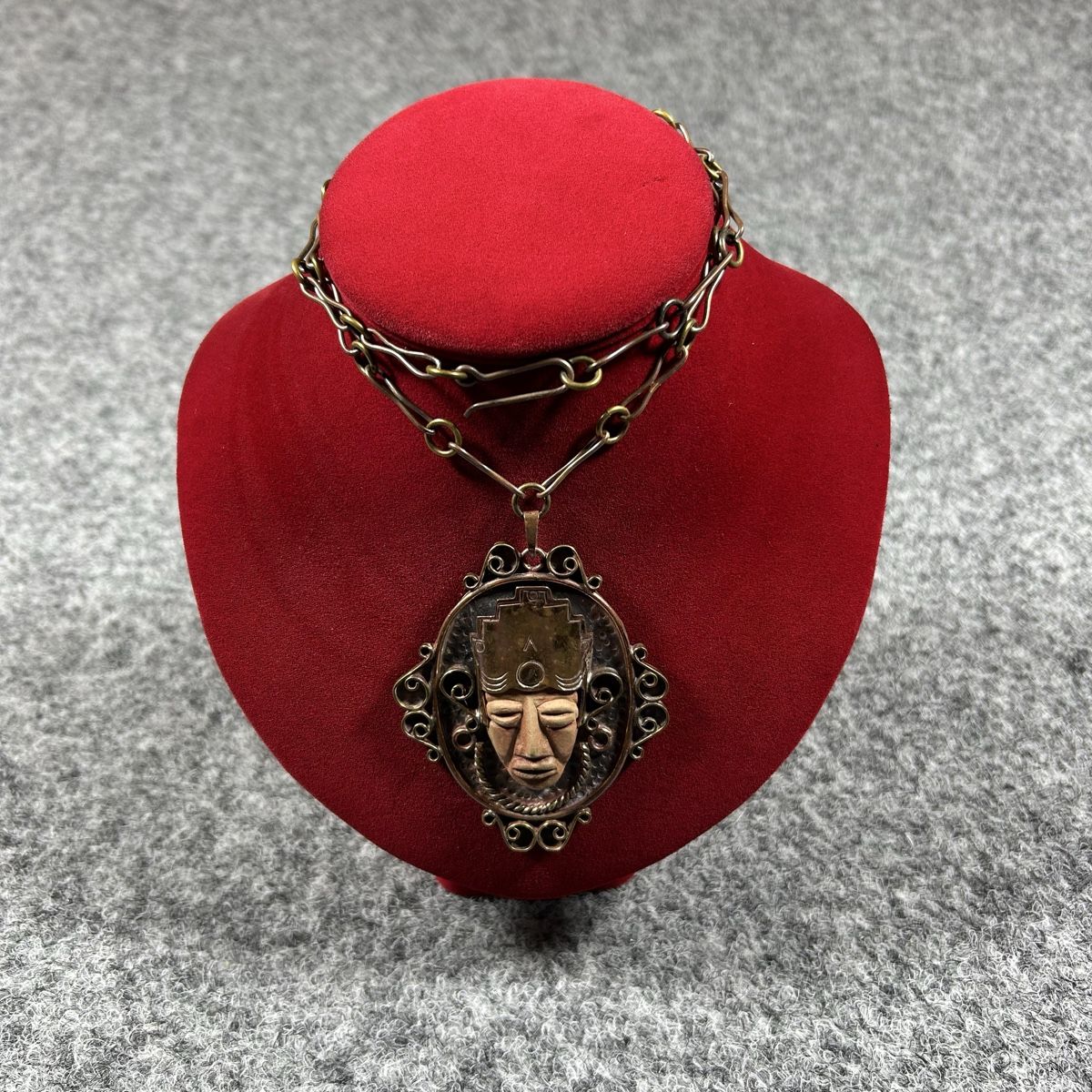 Catenine: Cobre 1940 necklace – Usato da La Sagne NE venduto da Matlasape