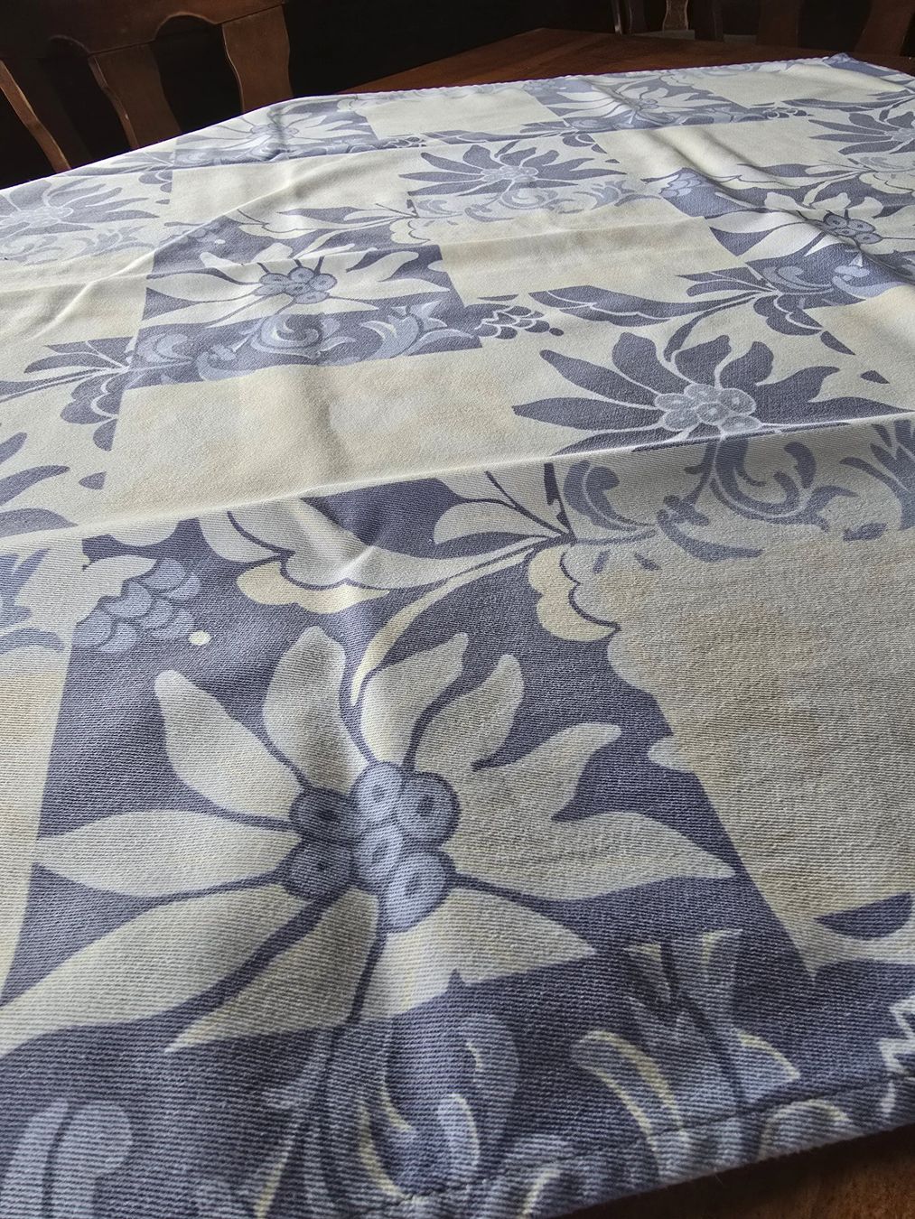 Altra biancheria da tavola: 9 Napperons in Grösse 80 x 80 – Usato da Hohenrain venduto da ctu_68wz
