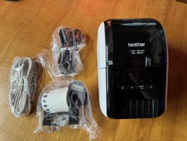 Brother QL-800 Etiketten Drucker mit Etiketten Rolle