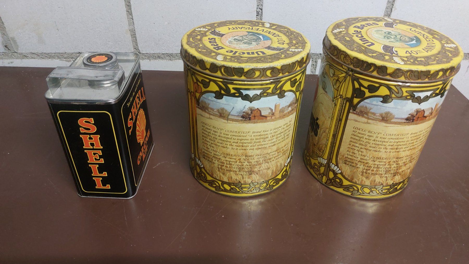 Tutte le decorazioni: 3 Alte Dosen – Usato da Ehrendingen venduto da Bert31 1