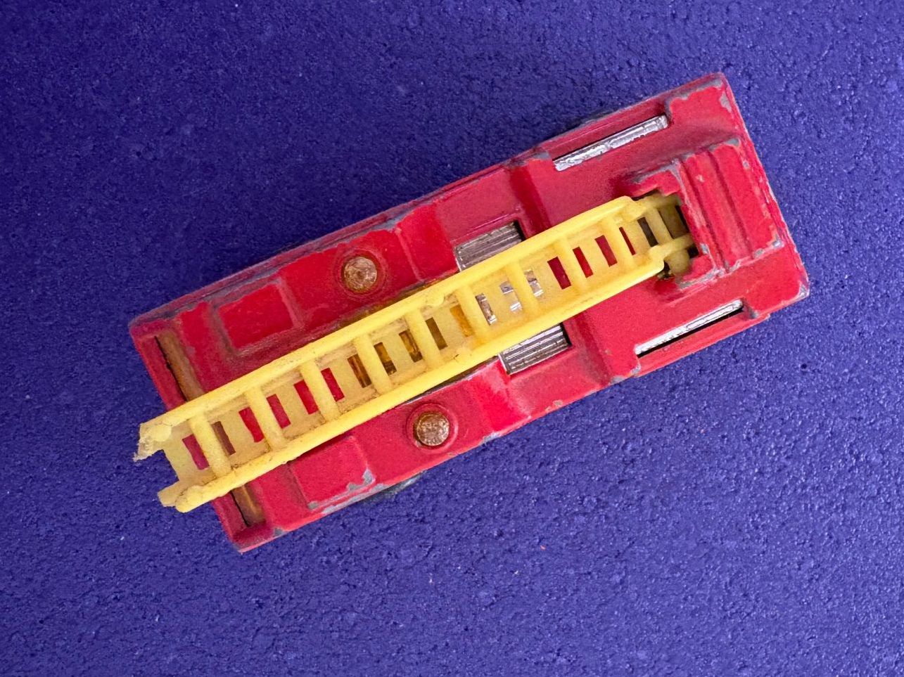 Matchbox Modellini d'auto: Matchbox - Blaze Buster - No 22 – Usato da Oberwil BL venduto da nefret01