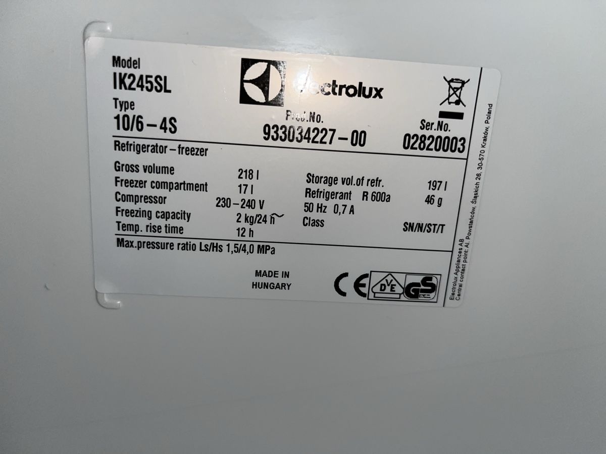 Electrolux Frigoriferi: Electrolux IK245SL Einbaukühlschrank – Usato da St. Gallen venduto da Allu90er 3
