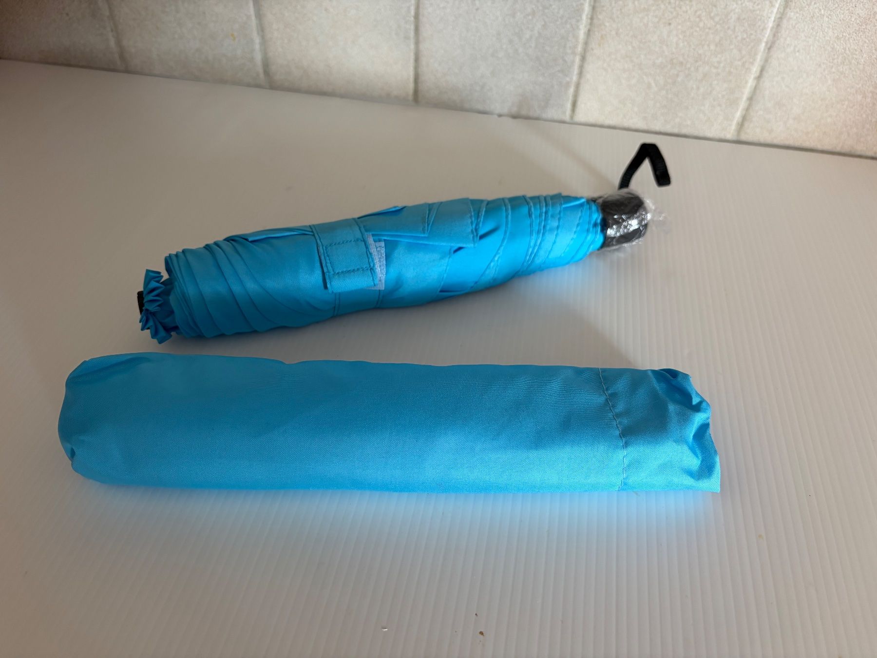 Regenschirme: Schirm Knirps – Neu und originalverpackt aus Herrenhof von Orchidee63